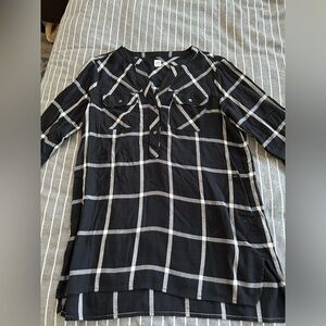GAP Black and White Checkered Top